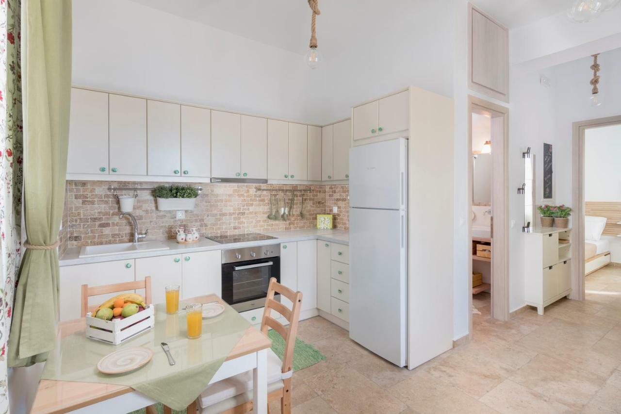 Holiday home Parathinalos House